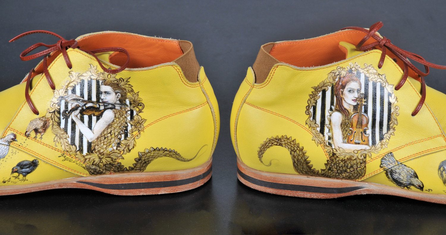 Footwear 30